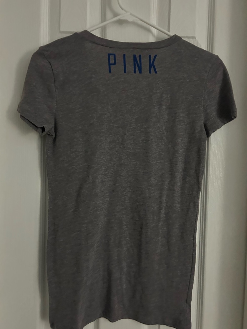 Victoria's Secret Gray V-neck Tee with Blue Colts Pride Logo - Picture 2 of 3